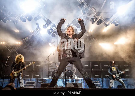 Schweden, Solvesborg - Juni 09., 2017. Die Deutsche power metal band Edguy führt ein Live Konzert während der schwedischen Musik Festival Sweden Rock Festival 2017 in Blekinge. Hier Sänger Tobias Sammet ist live auf der Bühne gesehen. (Foto: Gonzales Foto - Terje Dokken). Stockfoto