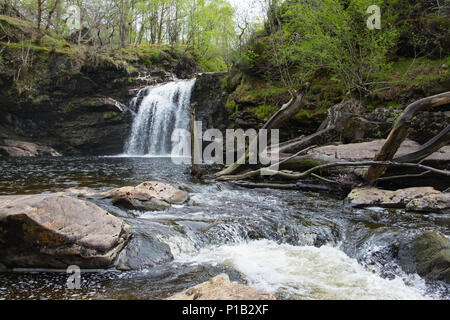 Fällt der Falloch in den schottischen Highlands Stockfoto