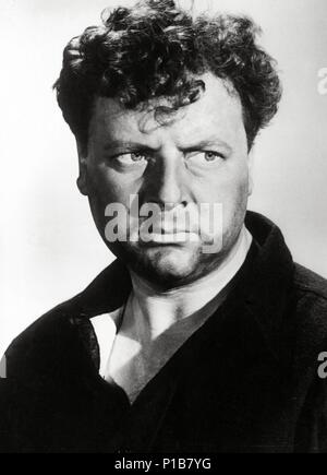 Original Film Titel: RETTUNGSBOOT. Englischer Titel: RETTUNGSBOOT. Regisseur: Alfred Hitchcock. Jahr: 1944. Stars: Walter Slezak. Quelle: 20th Century Fox/Album Stockfoto