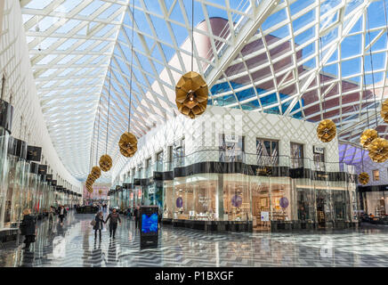 Yorkshire England Leeds Leeds yorkshire Victoria Shopping Center viktorianischen Arkaden Fashion Designer Shops High-End-Department Store Leeds England England Stockfoto