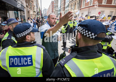 London, Großbritannien. 10 Juni, 2018. Pro-Palestinian Al Quds Tag März durch das Zentrum von London von der Islamischen Menschenrechtskommission organisiert. Eine internationale Veranstaltung, die in den Iran begann 1979. Credit: Guy Corbishley/Alamy leben Nachrichten Stockfoto