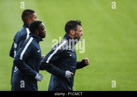 Moskau, Russland. 11 Juni, 2018. Der französische Torhüter Hugo Lloris besucht eine Schulung vor der Russland Wm 2018 in Moskau, Russland, 11. Juni 2018. Credit: Wu Zhuang/Xinhua/Alamy leben Nachrichten Stockfoto