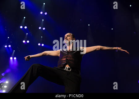 Toronto, Kanada. 11. Juni 2018. Dave Gahan von DEPECHE MODE im Air Canada Centre auf der 'Global Spirit Tour" in Toronto, Kanada. Credit: topconcertphoto/Alamy leben Nachrichten Stockfoto