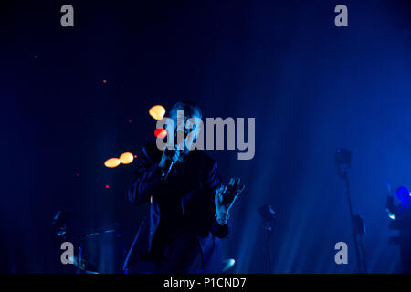 Toronto, Kanada. 11. Juni 2018. Dave Gahan von DEPECHE MODE im Air Canada Centre auf der 'Global Spirit Tour" in Toronto, Kanada. Credit: topconcertphoto/Alamy leben Nachrichten Stockfoto