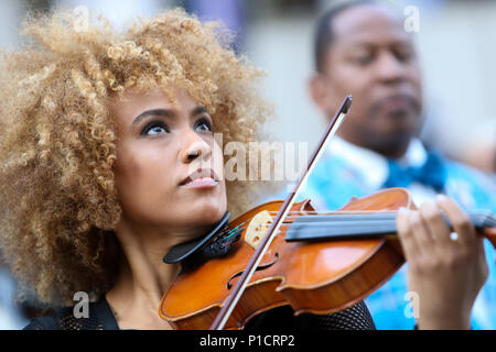 New York, USA. 11. Juni 2018. Ezinma besucht die 2018 Einfluss Auszeichnungen an der New York City Hall am Juni 11th, 2018 Quelle: MPA/Alamy leben Nachrichten Stockfoto