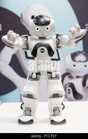 Hannover, Deutschland. Juni 2018. CEBIT 2018, internationale Computer expo und Europe's Business Festival for Innovation and Digitalisierung: NAO 6, interaktiver humanoider Roboter der Firma SoftBank Robotics. Vermerk: Christian Lademann Stockfoto