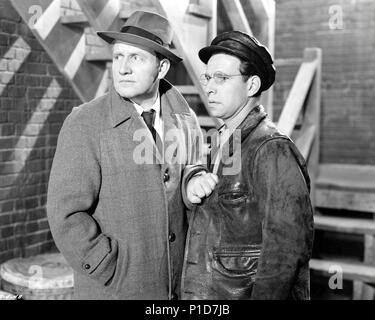 Original Film Titel: Das siebte Kreuz. Englischer Titel: Das siebte Kreuz. Regisseur: Fred Zinnemann. Jahr: 1944. Stars: Spencer Tracy, Hume Cronyn. Credit: M.G.M/Album Stockfoto