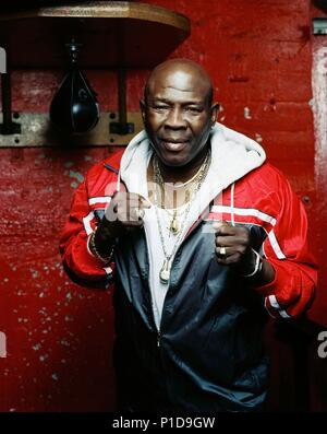 Original Film Titel: RING OF FIRE: DIE EMILE GRIFFITH GESCHICHTE. Englischer Titel: RING OF FIRE: DIE EMILE GRIFFITH GESCHICHTE. Film Regie: RON BERGER; DAN KLORES. Jahr: 2005. Stars: EMILE GRIFFITH. Credit: USA NETWORK INC. /Album Stockfoto