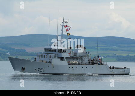 FS Lynx (A 751), ein Leopard Schulung Schiff von der Französischen Marine betrieben, vorbei an Greenock nach einem zahlenden Kurz nach Glasgow zu besuchen. Stockfoto