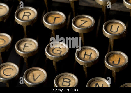 Nahaufnahme von Vintage Schreibmaschine, Schlüssel mit selektiven Fokus Stockfoto