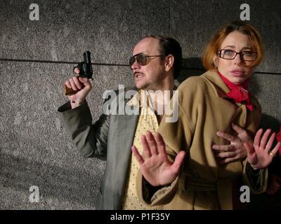 Original Film Titel: TORRENTE 3: EL PROTECTOR. Englischer Titel: TORRENTE 3: EL PROTECTOR. Regisseur: Santiago Segura. Jahr: 2005. Stars: Santiago Segura; Yvonne Scio. Credit: AMIGUETES ENTERTAINMENT/PAOLA Y MONICA/Album Stockfoto