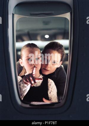 Original Film Titel: FLIGHTPLAN. Englischer Titel: FLIGHTPLAN. Regisseur: ROBERT SCHWENTKE. Jahr: 2005. Stars: JODIE FOSTER; MARLENE LAWSTON. Credit: TOUCHSTONE PICTURES/BATZDORFF, RON/Album Stockfoto