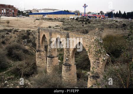 Spanien - Valencia autonome Region-Vinalopó (Kreis) - Alicante. Petrer; acueducto Del Siglo XVI (Barrio de San Rafael). Stockfoto