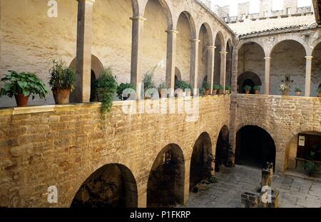 Spanien - Katalonien - Bagés (Kreis) - Barcelona. Balsareny, Castillo, Terrasse. Stockfoto