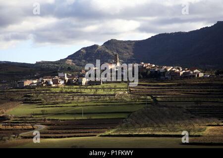 Spanien - Katalonien - Priorat (Bezirk) - TARRAGONA. Ulldemolins; paisaje y Pueblo. Stockfoto