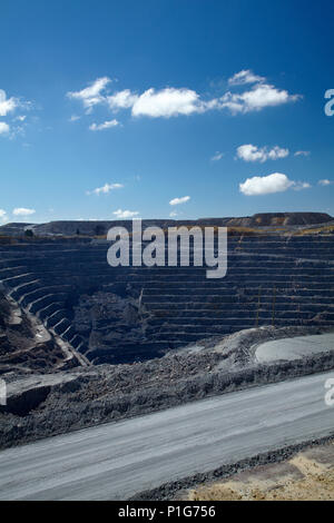 Tagebau Macraes gold mine, Macraes Flat, in der nähe von Palmerston, Osten Otago, Südinsel, Neuseeland Stockfoto