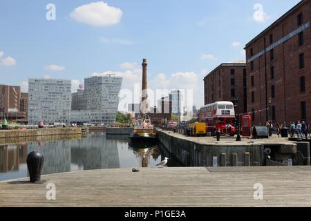 Canning dock, Pumpenhaus und Merseyside Maritime Museum an der Waterfront, Liverpool, England, UK Stockfoto