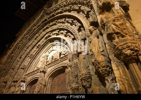 Spanien - Valencia autonome Region - La Plana de Utiel Requena (Kreis) - Valencia. Requena; Iglesia de Santa María; portada gótica isabelina (siglo XV). Stockfoto