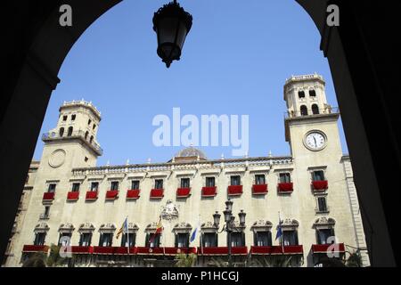 Spanien - Valencia autonome Region - L'ALACANTÍ (Kreis) - Alicante. Alicante/Alacant; Ayuntamiento/Ajuntament. Stockfoto