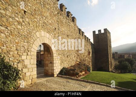 Spanien - Katalonien - Conca de Barberá (Bezirk) - TARRAGONA. Montblanc; muralles medievals (segle XV). Stockfoto