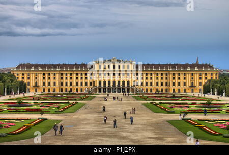 Wien, Österreich - 1. Juli 2018: Schloss Schönbrunn am 1. Juli 2018 in Wien, Österreich Stockfoto