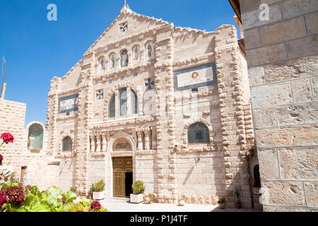 Katholische Kirche St. Johannes der Täufer, Madaba, Jordanien Stockfoto