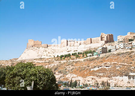 Die Kreuzritter Festung Karak (Kerak) - die Außenwände aus Ost Seite gesehen. Jordan. Stockfoto