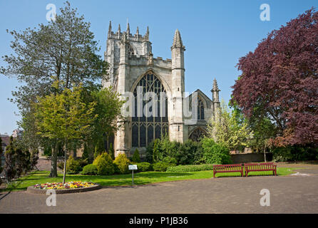 Äußere der St. Mary's Church im Frühjahr Beverley East Yorkshire England Großbritannien Großbritannien Großbritannien Großbritannien Großbritannien Großbritannien Großbritannien Großbritannien Großbritannien Stockfoto