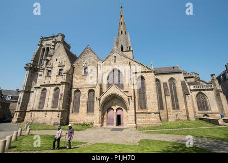 La Basilique Notre-Dame de Bon Secours (Basilika Unsere Liebe Frau von der guten Hilfe), Guingamp, Côtes-d'Armor, Bretagne, Frankreich Stockfoto