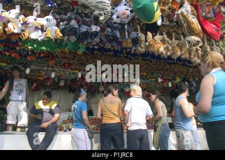 Fiestas del'Curpillos"; puesto de Feria'en El Barrio de Las Huelgas. Stockfoto