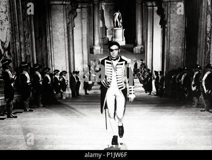 Original Film Titel: Lady Hamilton - ZWISCHEN SCHMACH UND LIEBE. Englischer Titel: EMMA HAMILTON. Film - Regie: CHRISTIAN JAQUE. Jahr: 1968. Stars: Horatio Nelson; RICHARD JOHNSON. Stockfoto