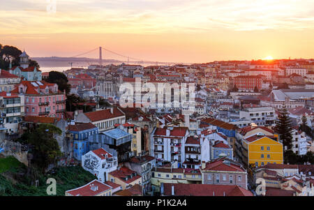 Lissabon Altstadt bei Sonnenuntergang, Portugal Stockfoto