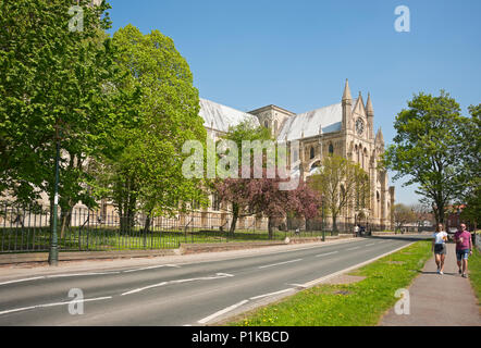 Beverley Minster Exterior die Pfarrkirche St. John und St. Martin im Frühjahr Beverley East Yorkshire England Großbritannien GB Großbritannien Stockfoto