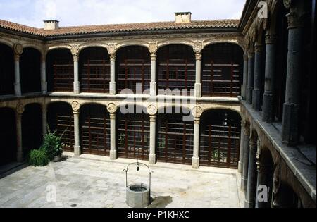 Parador Nacional de Turismo (Nationale Hotels); Palacio de Condes/Alba y Aliste Palace; Renaissance Court. Stockfoto