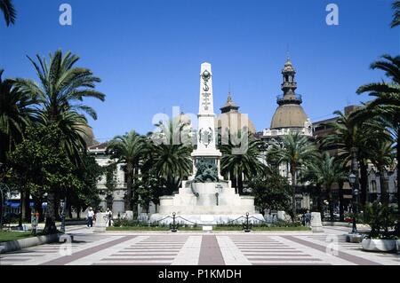 Cartagena, "Héroes de Cavite' Monument und Rathaus. Stockfoto