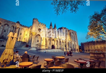 Den Päpstlichen Palast. UNESCO-Weltkulturerbe. Avignon. Provence-Alpes-Cote d'Azur. Frankreich Stockfoto