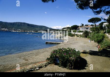 Spanien - Katalonien - Alt Empordá (Kreis) - Gerona. Llança; Playa / Platja de Canyelles. Stockfoto