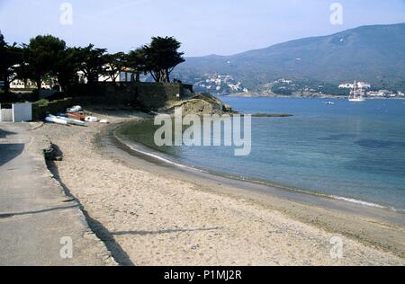 Spanien - Katalonien - Alt Empordá (Kreis) - Gerona. Cadaqués; Playa / Platja de Ros. Stockfoto