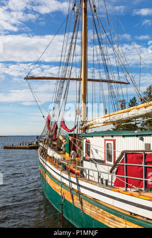 Alte Segelschiff mit einem Marine anzeigen Stockfoto
