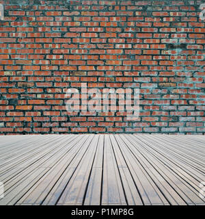 Graue Holzboden und weiße Ziegelwand mit Verputzen. Abstrakte