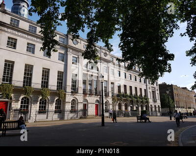 Fitzroy Square W1 an einem sonnigen Tag Stockfoto