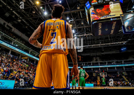 Moskau, Moskau, Russland. 8. Juni 2018. Tyler Honeycutt von Moskau Chimki in Aktion gegen Unics Kazan an der VTB abschließenden Vier Halbfinale. Moskau Chimki besiegt UNICS Kazan 76-71 im Halbfinale Spiel. Credit: Nicholas Müller/SOPA Images/ZUMA Draht/Alamy leben Nachrichten Stockfoto