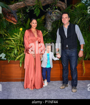 Los Angeles, Kalifornien, USA. 12 Juni, 2018. Tamera Mowry-Housley, Aden Housley, Adam Housley073 besucht die Premiere von Universal Pictures und Amblin Entertainment's 'Jurassic Welt: Gefallene Königreich" am 12. Juni 2018 in Los Angeles, Kalifornien Quelle: Tsuni/USA/Alamy leben Nachrichten Stockfoto