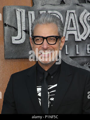 Los Angeles, CA, USA. 12 Juni, 2018. 12. Juni 2018 - Los Angeles, Kalifornien - Jeff Goldblum. Premiere von Universal Pictures und Amblin Entertainment's 'Jurassic Welt: Gefallene Königreich'' in der Walt Disney Concert Hall statt. Photo Credit: Faye Sadou/AdMedia Credit: Faye Sadou/AdMedia/ZUMA Draht/Alamy leben Nachrichten Stockfoto