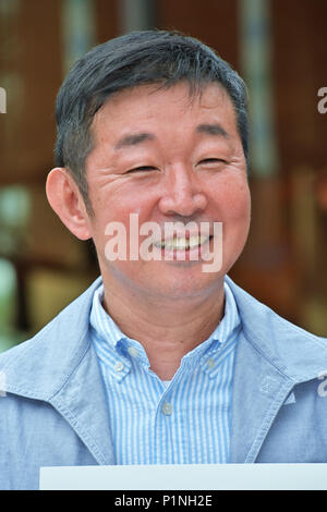 Chong Wi-shing, Juni 13, 2018, Tokyo, Japan: Regisseur Chong Wi-shing nimmt an der Pressekonferenz für "yakiniku Dragon' an der Akagi Schrein in Tokio, Japan, am 13. Juni 2018. Dieser Film wird am 22. Juni in Japan öffnen. Dieser Film wird am 22. Juni in Japan öffnen. Stockfoto