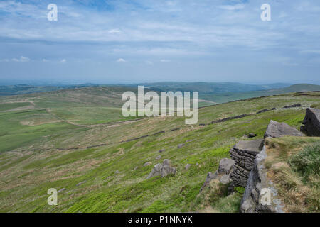 Blick auf die schöne Landschaft von Shining Tor in Peak Disrict in der Nähe von Buxton Stockfoto