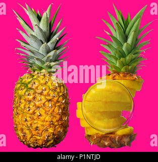 Ganze Ananas neben einem geschält, geschnitten und wieder zusammengebaut. Auf funky pink-magenta isoliert. Lupe Lupe Ringstruktur. Stockfoto