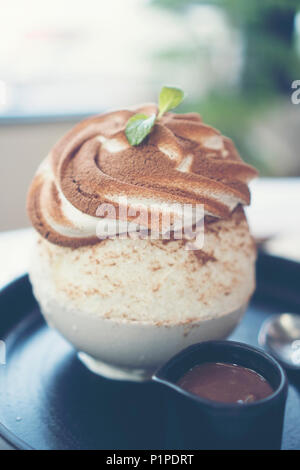 Schokolade Eis Kuchen Stockfoto
