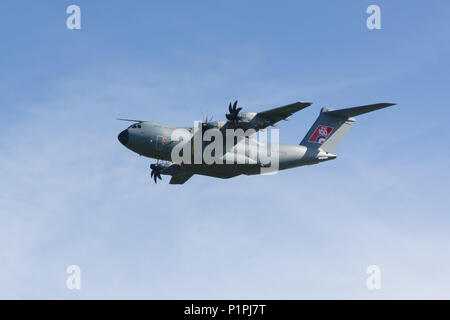 Airbus A400M Atlas militärische Transportflugzeuge der Royal Air Force. Durch Airbus Verteidigungs- und Platz ausgelegt Stockfoto