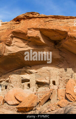 River House Ruin, Ancestral Puebloan Cliff Dwelling, 900-1300 AD, Shash Jaa National Monument, Utah, Vereinigte Staaten von Amerika Stockfoto